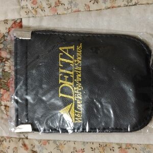 Delta Airlines Keychain Coin Pouch